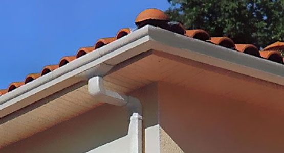 Devis gouttières pvc plaisir